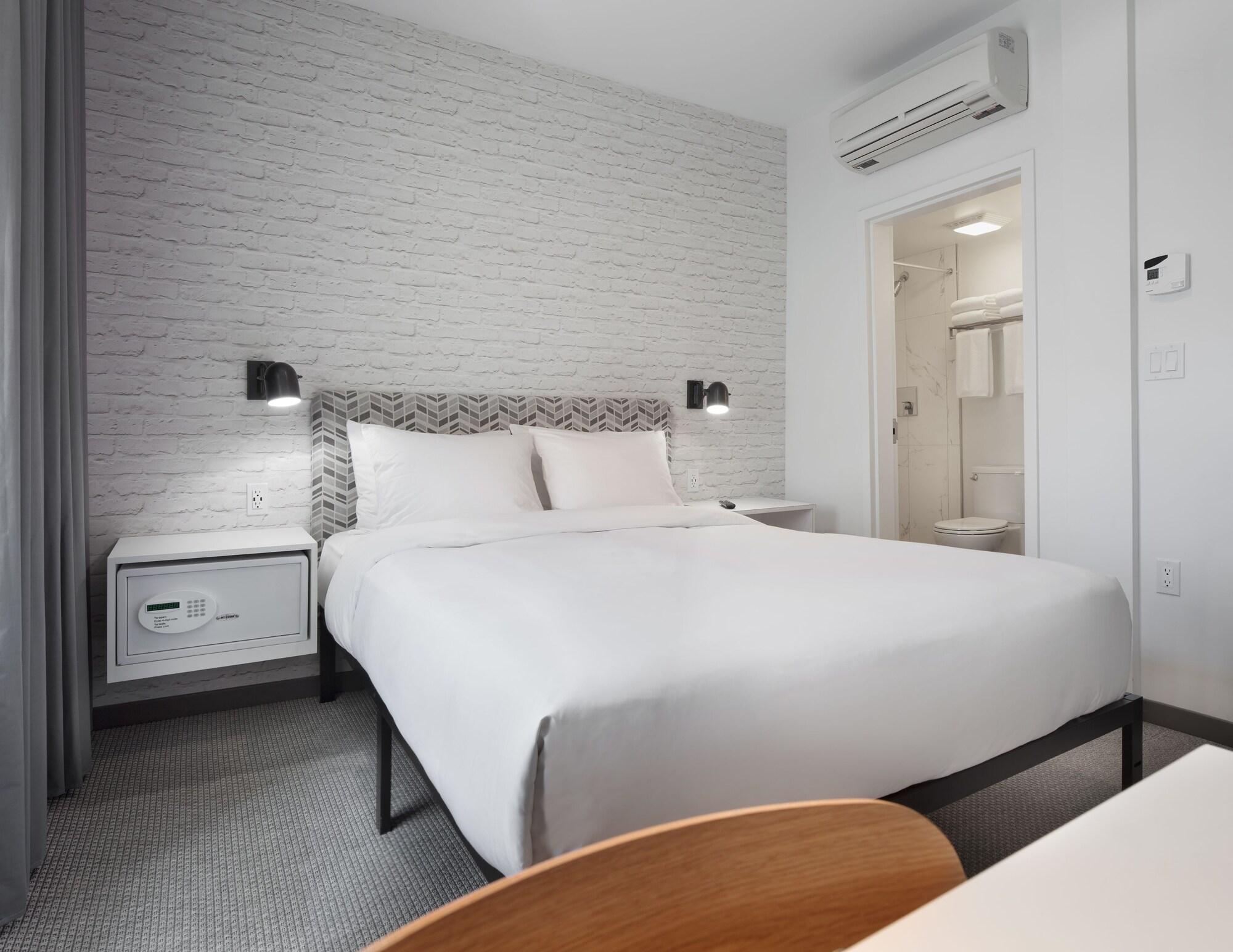 Hotel Hive 3*