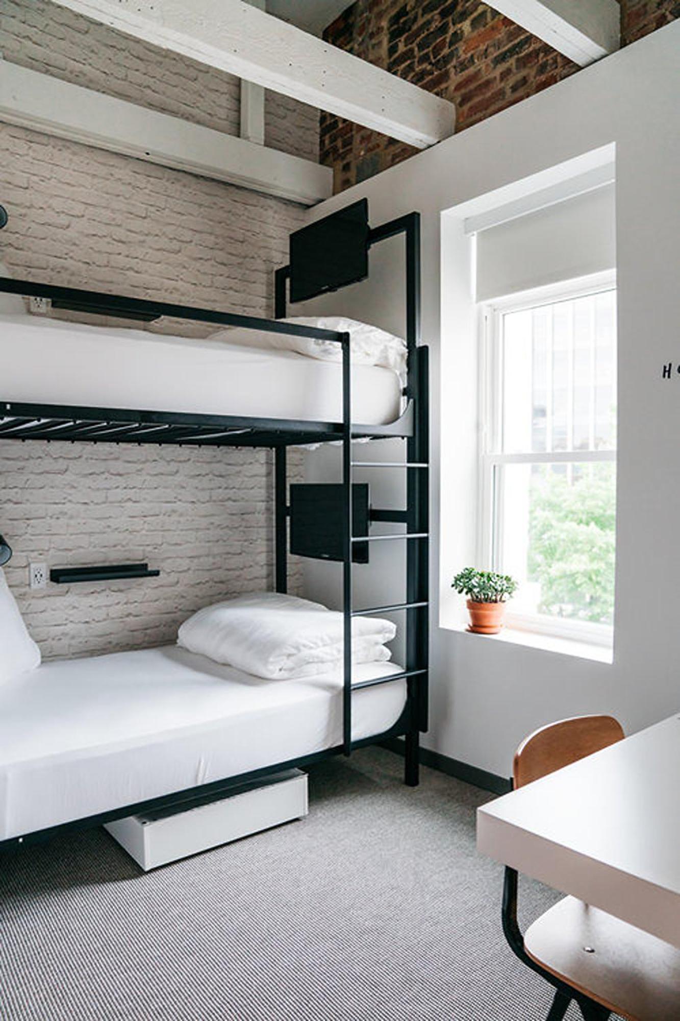 Hotel Hive Washington